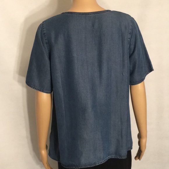 GAP Denim Look Tencel Short Sleeve Top - Picture 8 of 16